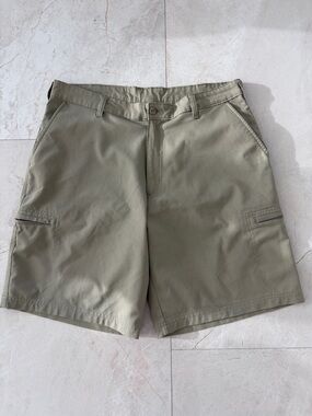 Champion Men's golf khaki Cargo Shorts
